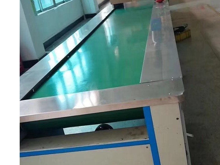 金泰皮帶流水線在鞋廠的應(yīng)用