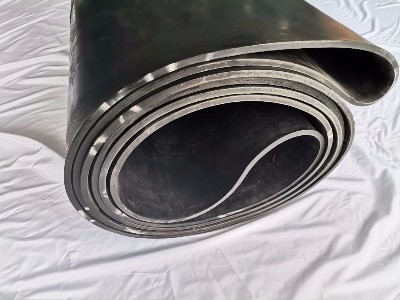 橡膠輸送帶,強(qiáng)力型輸送帶